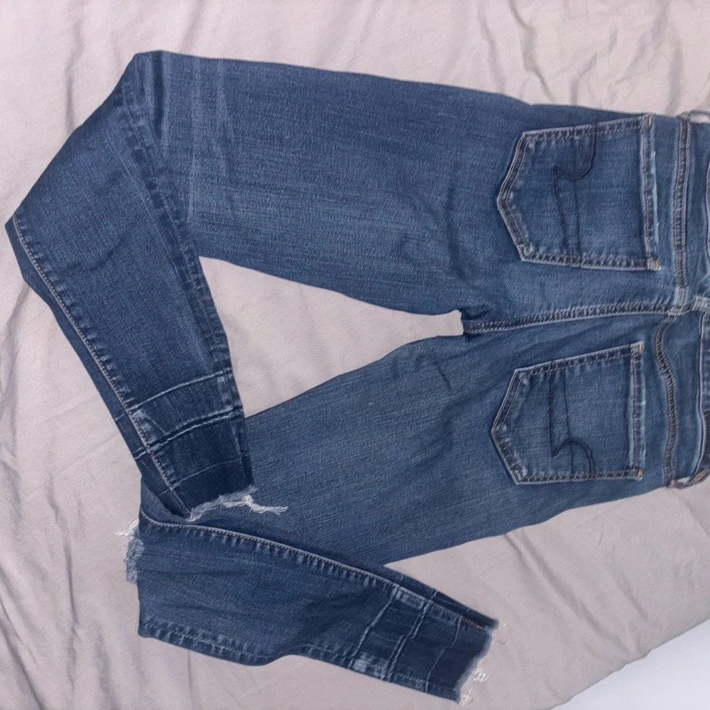 American Eagle Outfitters Dark Blue Denim Jeans - Picture 1 of 4
